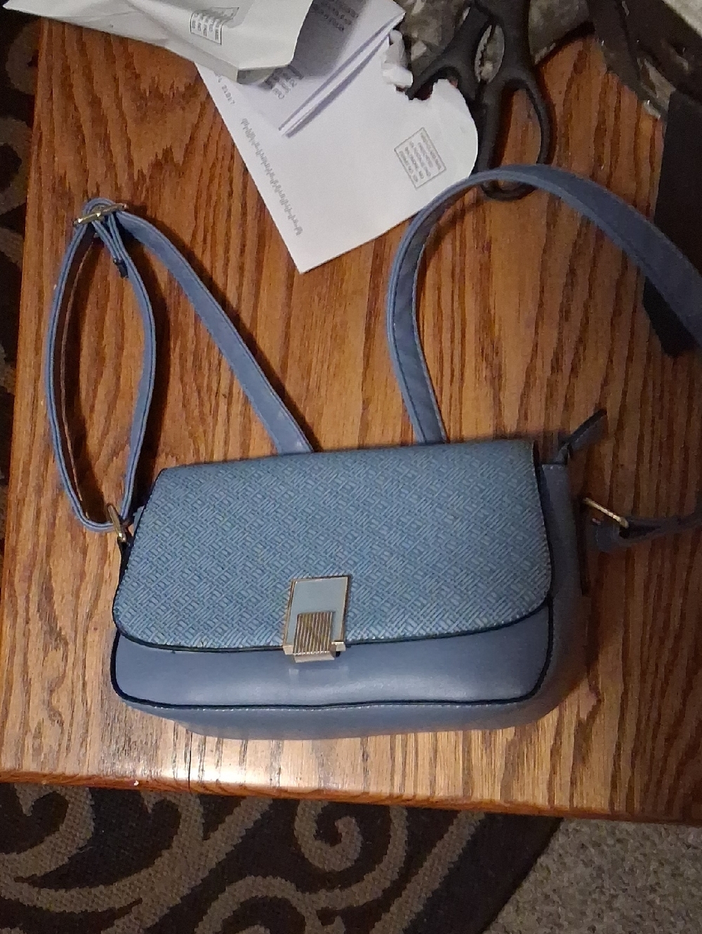 Blue Crossbody Shoulder Bag - Sleek Everyday Style new just tags missing